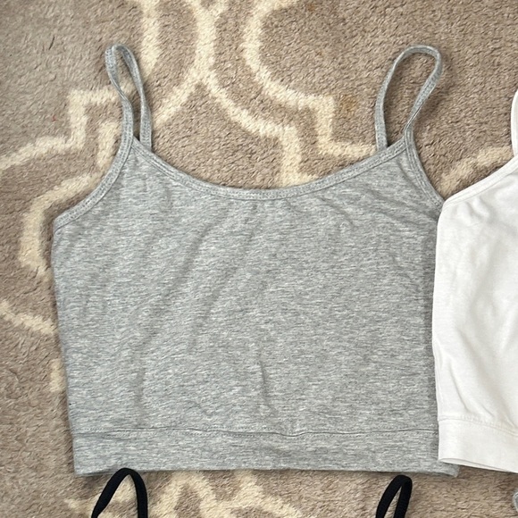 Women's Gray, White, and Black Camisole Tops, size M - Picture 5 of 9